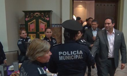 Reconoce el alcalde Javier Díaz el trabajo de las mamás policías de Saltillo