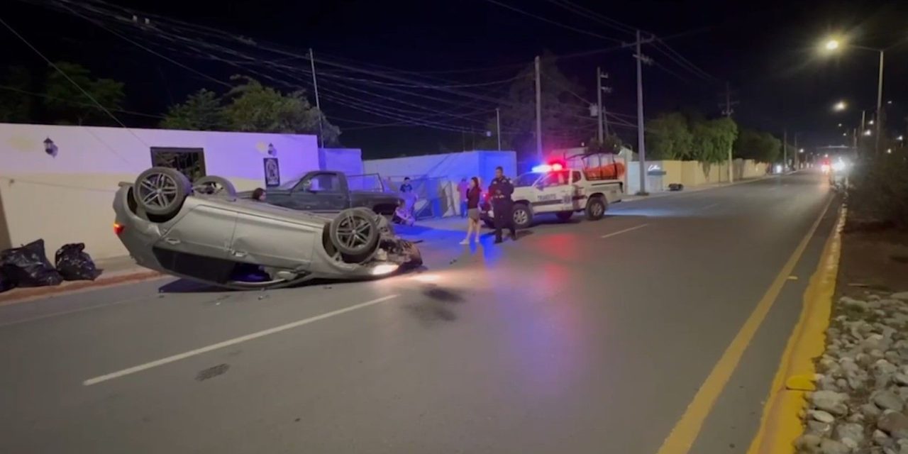 Hombre se queda dormido y termina volcado en Saltillo