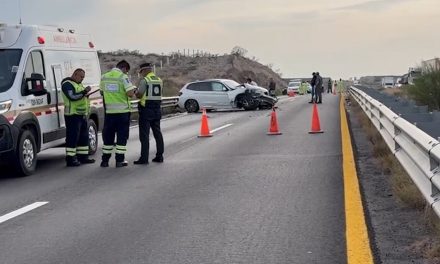 Muere copiloto tras brutal impacto en la autopista Saltillo-Torreón