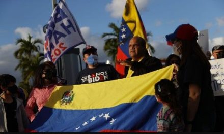 Revoca Tribunal Supremo asilo para venezolanos en EE.UU.