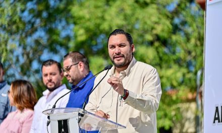 Encabeza Carlos Villarreal arranque de pavimentación en el CBTIS 36