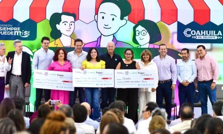 Inicia Román Cepeda programa de microcréditos para mujeres