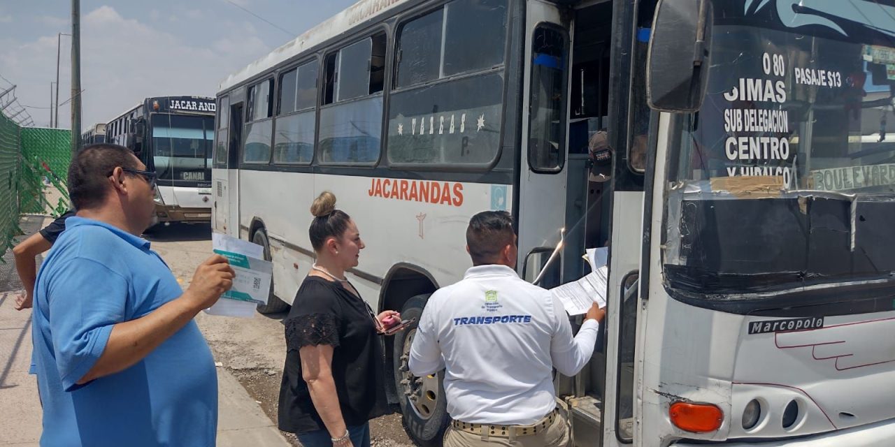 Revisan rutas alternas de transporte por obras viales