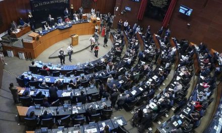Aprueban Ley de Telecomunicaciones; oposición advierte espionaje y censura