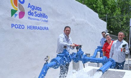 Inaugura Javier Díaz nuevo pozo de agua en Saltillo