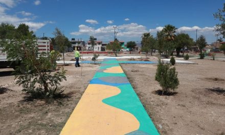 Gobierno de Saltillo interviene plaza pública en Mirasierra