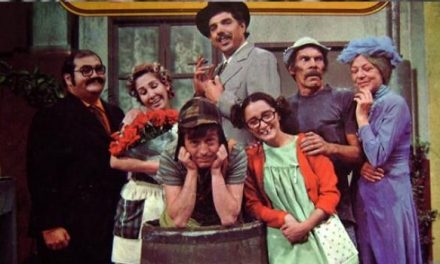 Video: La advertencia de Mhoni Vidente en la que afirma que Chespirito ‘busca llevarse a alguien a la tumba’