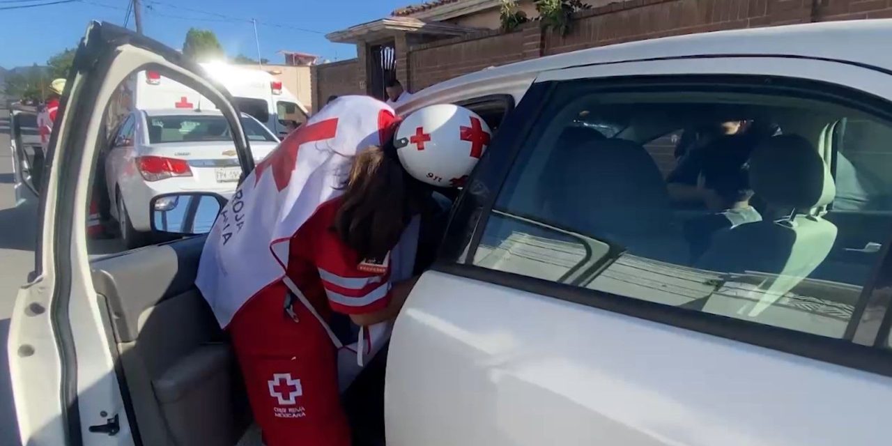 Choque múltiple deja dos heridos en Saltillo