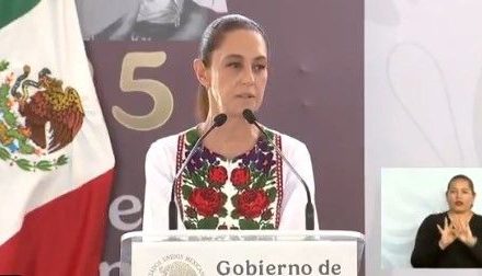 Sheinbaum exige a EE.UU. no criminalizar a migrantes tras redadas en Los Ángeles