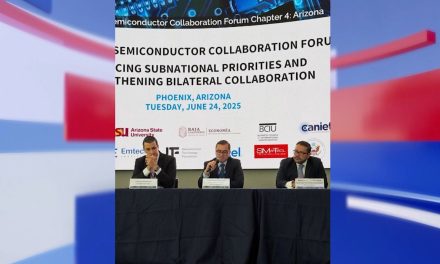 Coahuila impulsa su liderazgo en la industria de semiconductores en foro binacional en EUA