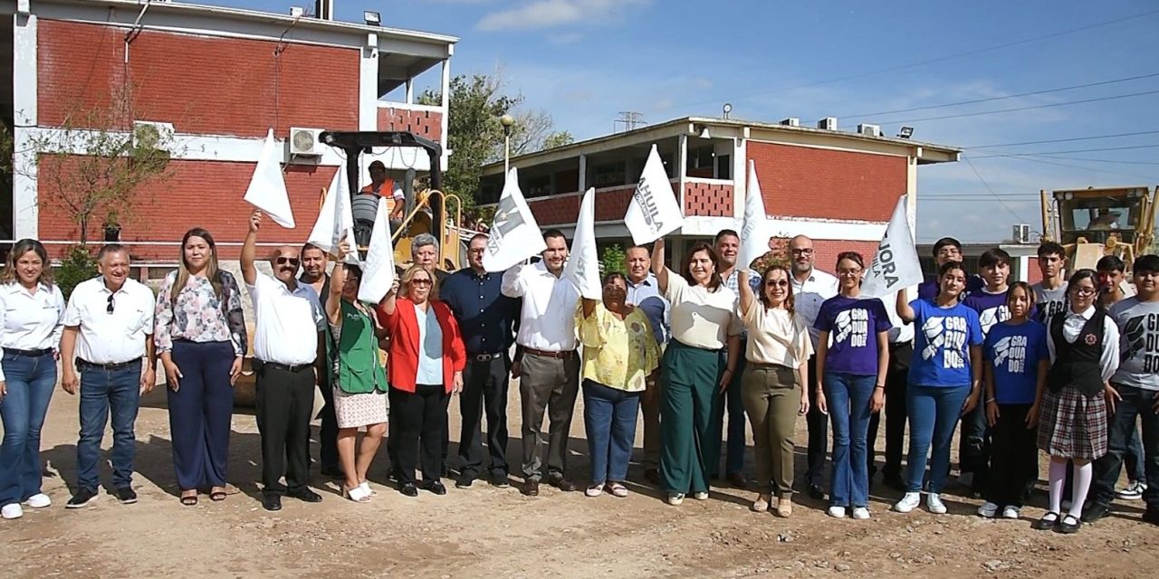Construyen cancha multifuncional en secundaria 76 de Monclova