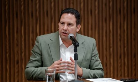 Javier Díaz  destaca avances en reunión de Gabinete