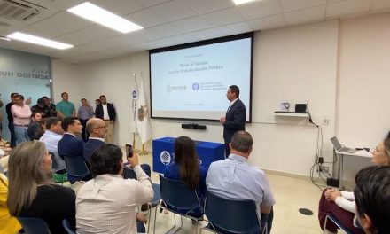 Fortalece Javier Díaz formación de funcionarios públicos en Saltillo