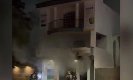 Incendian clínica infantil en Culiacán