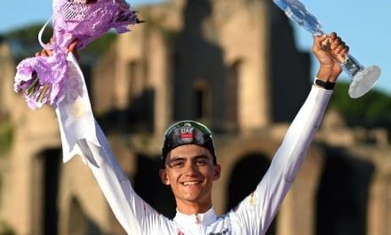 ¡Orgullo mexicano! Isaac del Toro hace historia y termina en segundo lugar del Giro de Italia