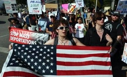 ‘No Kings Day’: Miles Protestan en EE. UU. y el Mundo Contra Trump