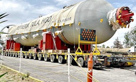 Pobladores secuestran  mega-reactores de Pemex en Edomex como protesta por la inseguridad