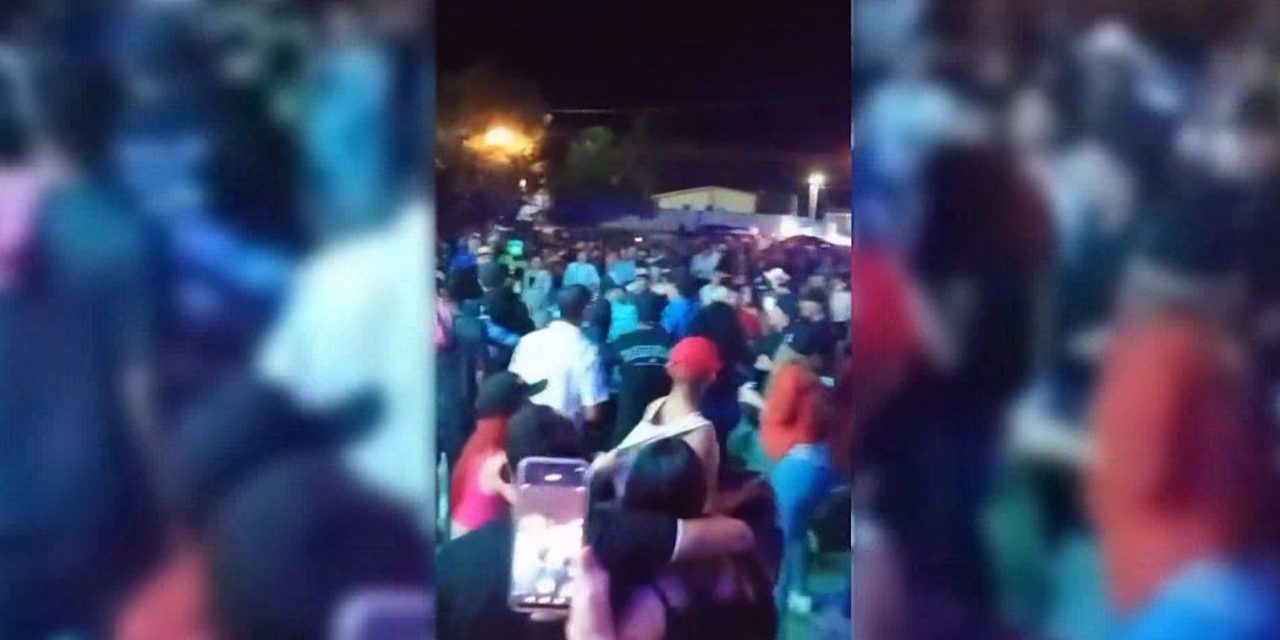 Riña causa suspensión de baile en Parras