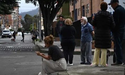 Fuerte sismo de magnitud 6.5 sacude Bogotá y varias ciudades de Colombia