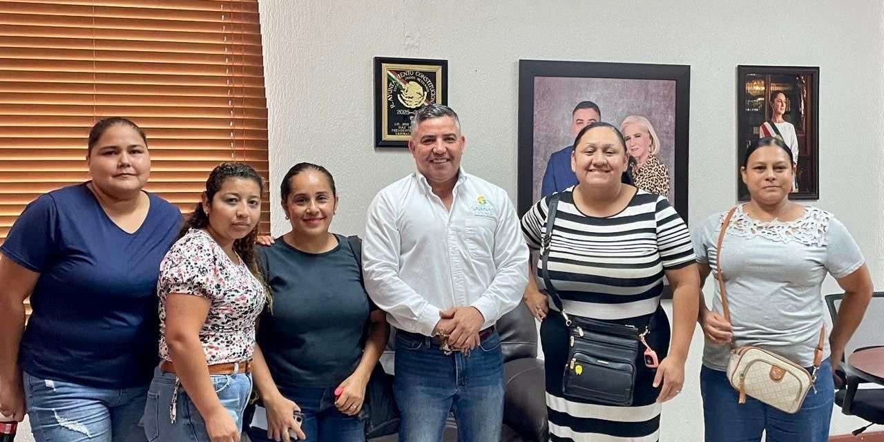 Gestiona alcalde de Sabinas nuevo grupo de secundaria