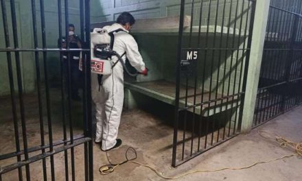Desinfectan celdas municipales; descartan caso de sarampión