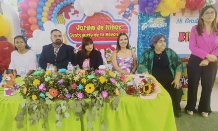 Realizan graduación en el jardín de niños ‘Centenario de Torreón’