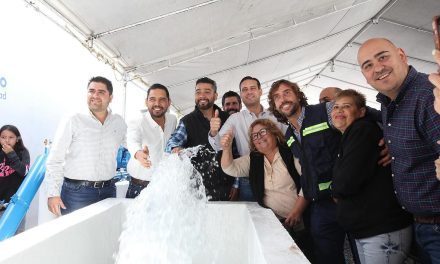 Pone en marcha gobierno municipal el pozo de agua Balcones