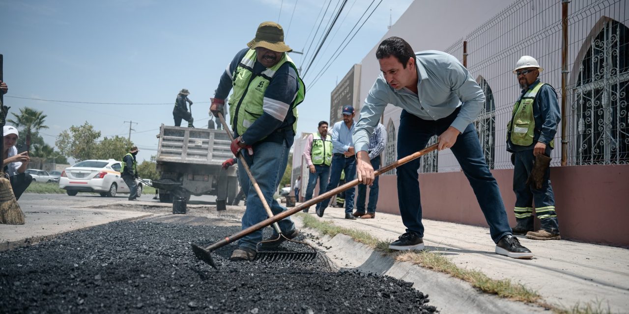 Refuerza Javier Díaz labores de bacheo en todo Saltillo