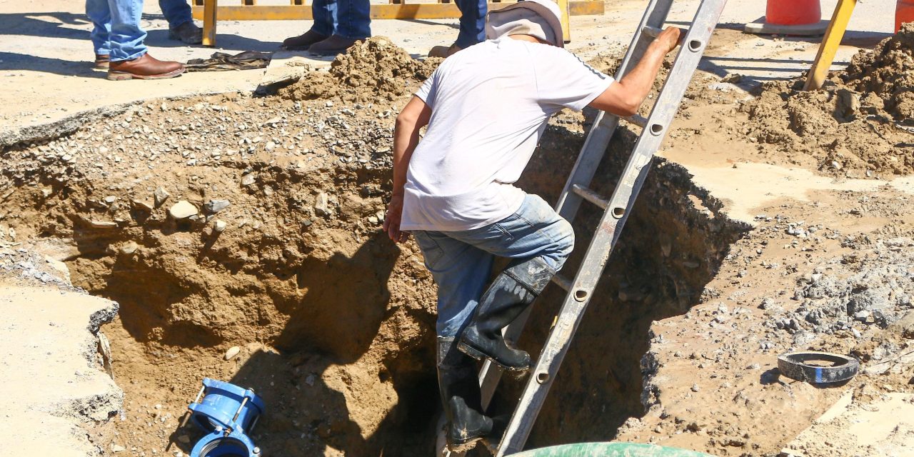 Continúan labores  para mejorar el servicio de agua en Ramos Arizpe