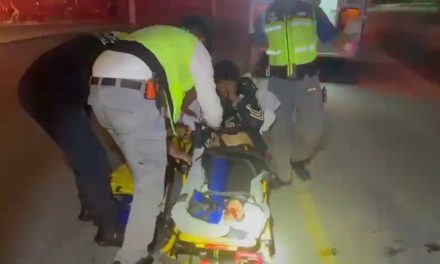 Saltillo: taxista  atropella a mujer frente a capillas del DIF