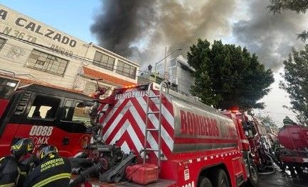 Video: Se incendia bodega en la colonia Morelos de la CDMX
