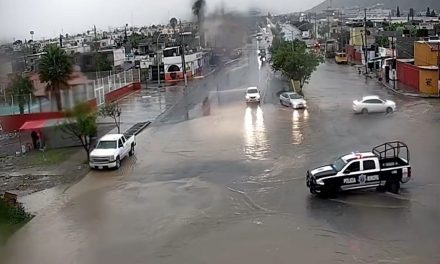 Brinda Gobierno de Saltillo atención a automovilistas por lluvias