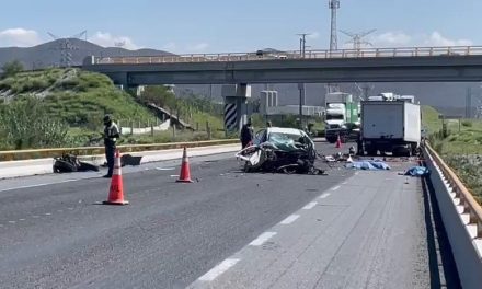 Última Hora: Dos personas pierden la vida tras choque frontal en el Libramiento Norponiente en Ramos Arizpe