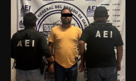 Detienen a presunto delegado de Bienestar en Oaxaca por delito de abuso