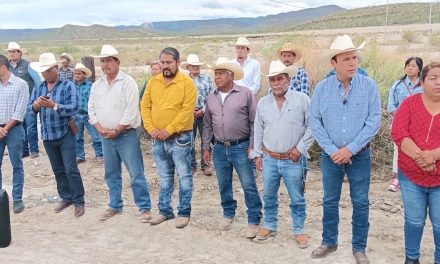Después de años inicia rehabilitación del camino rural Ganivete – Cruz Verde en Parras