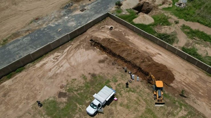 Hallan restos de al menos 38 personas en fosas clandestinas de Jalisco