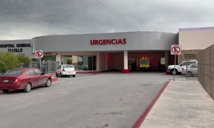 Grupo de personas le propina golpiza a hombre tras denuncia de abuso sexual en Saltillo