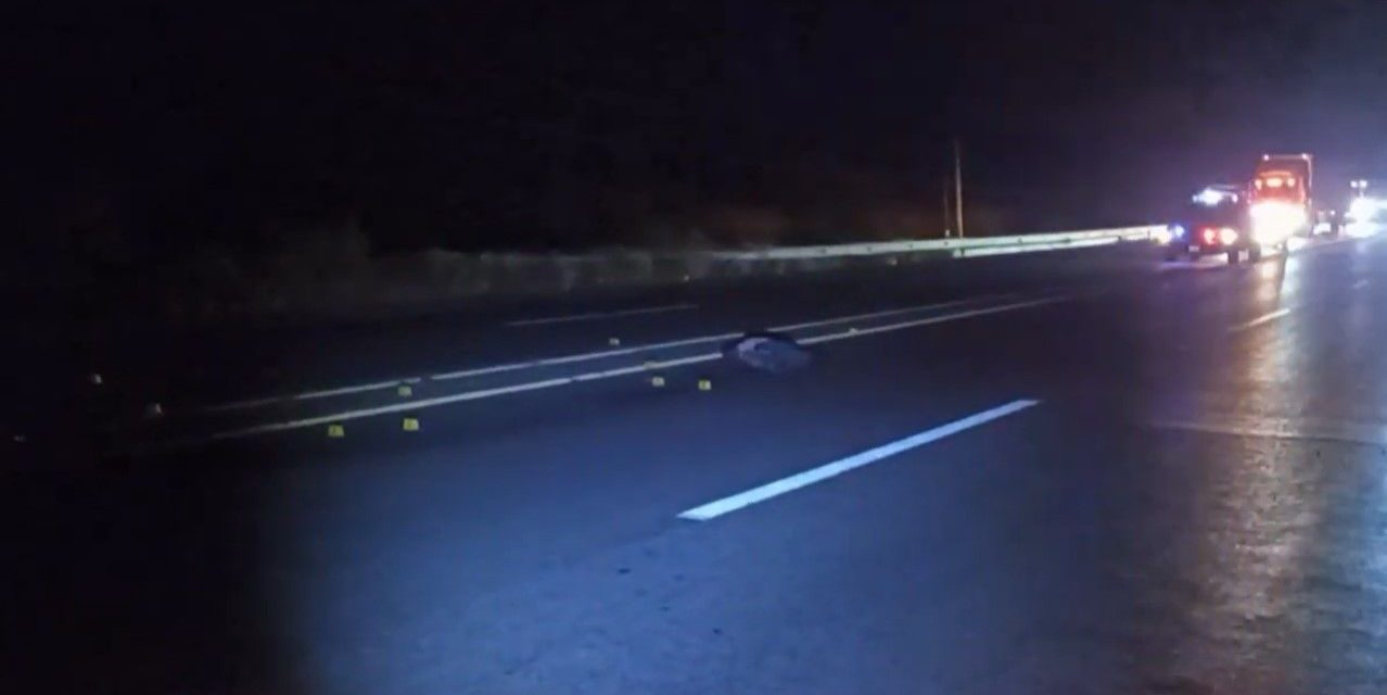 Saltillo: Hombre halla la muerte en carretera, fue embestido por un tráiler que huyó