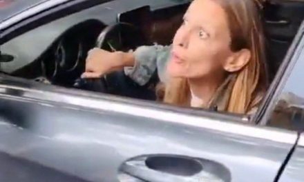 ‘Lady Racista’ sin dinero; afirman que debe más de $100 mil pesos de mantenimiento de su edificio