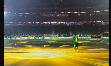 Memo Ochoa se despide de la Copa Oro tras conquistar su sexto título