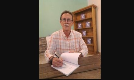 Arma historias para leer, presenta Armando Lescieur un libro