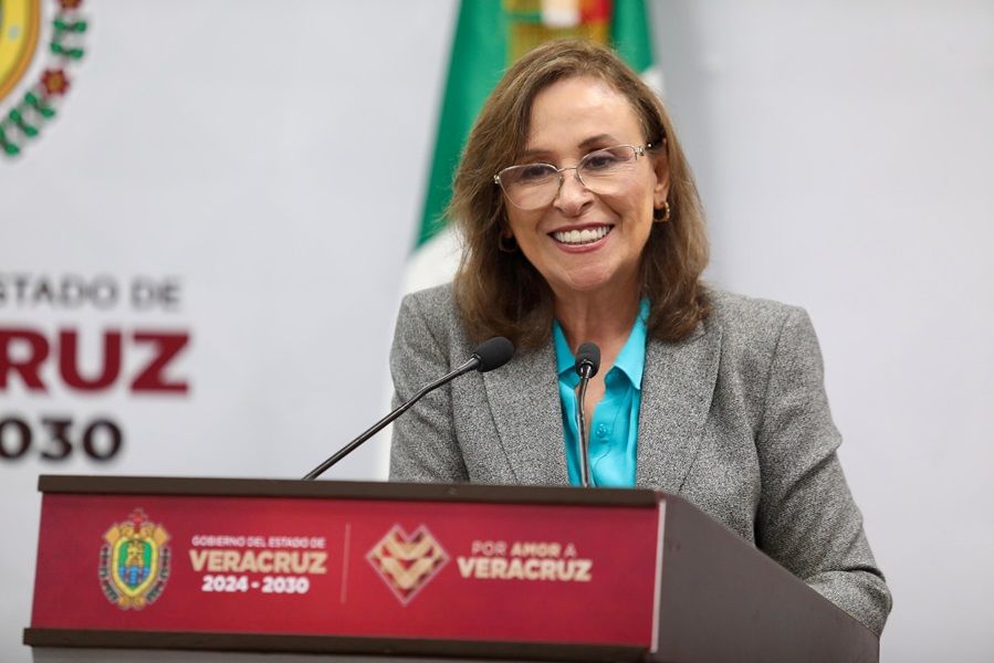 Gobernadora de Veracruz afirma que ‘les guste o no’, maestra Irma Hernández murió de un infarto