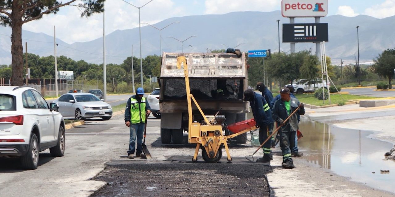 Trabajan brigadas de Saltillo en arroyos y vialidades de la ciudad