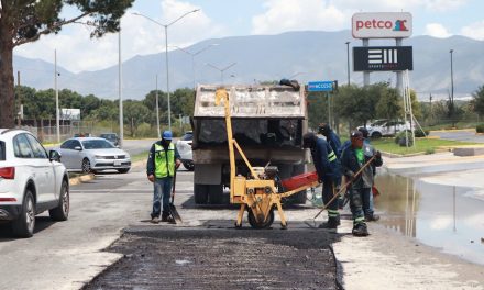 Trabajan brigadas de Saltillo en arroyos y vialidades de la ciudad
