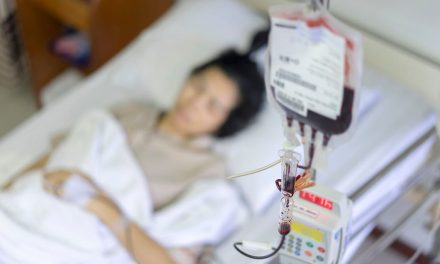 Abuelita pierde la vida por recibir una transfusión de sangre equivocada… enfermero dijo que estaba cansado