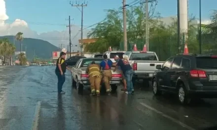 Gobierno de Monclova atiende reportes por fuertes lluvias