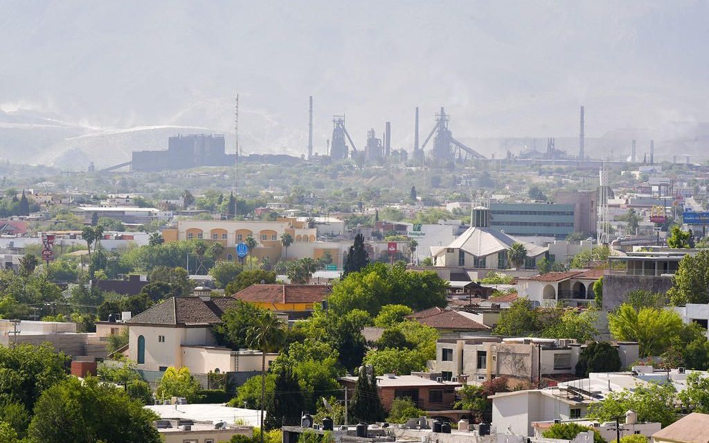 Cierran comercios en Monclova por la crisis de AHMSA