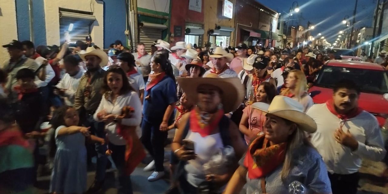 Tomás Gutiérrez encabeza la callejoneada del Ramos Fest 2025