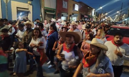 Tomás Gutiérrez encabeza la callejoneada del Ramos Fest 2025