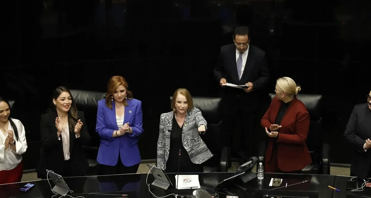 Rinde protesta Laura Itzel Castillo como presidenta del Senado